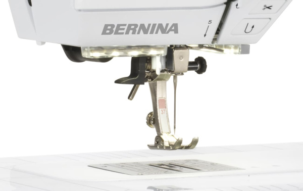 BERNINA 475 QE от магазина Promily в Невинномысске